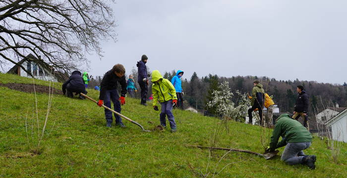 JENA Arbeitseinsatz Teil 2 + Ostereiersuche