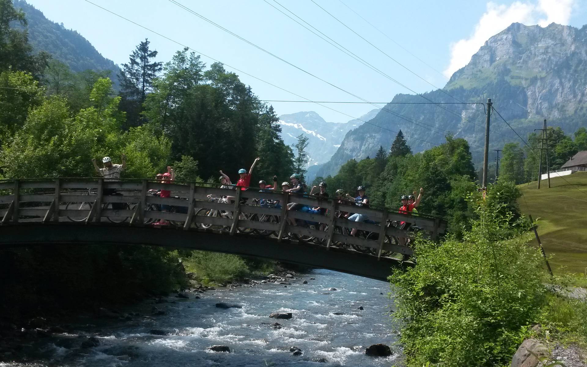 Velotour am Fluss